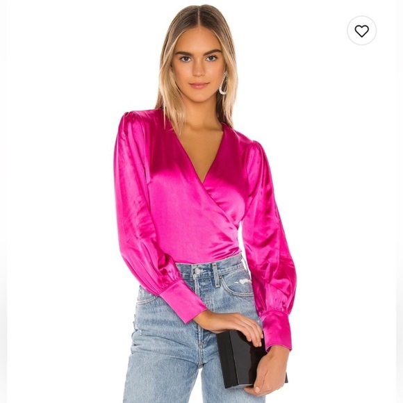 NWOT Lovers and Friends Greyson Top in Magenta Pink size small - Picture 1 of 6